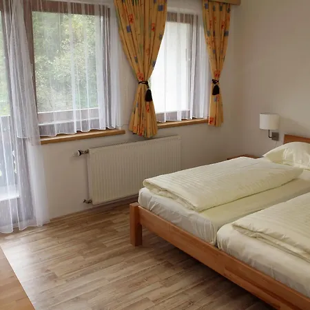 Evianquelle Hotel 3*