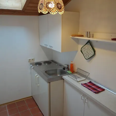 ホテル Evianquelle 3*