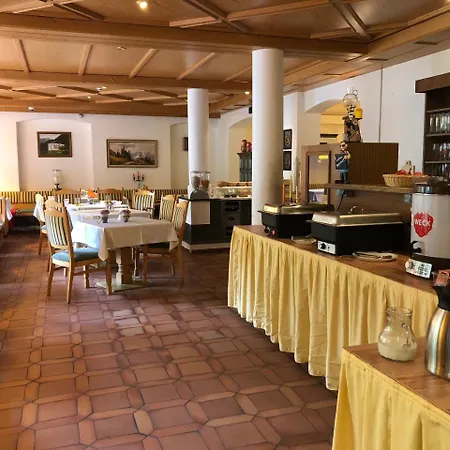 Evianquelle 호텔 3*