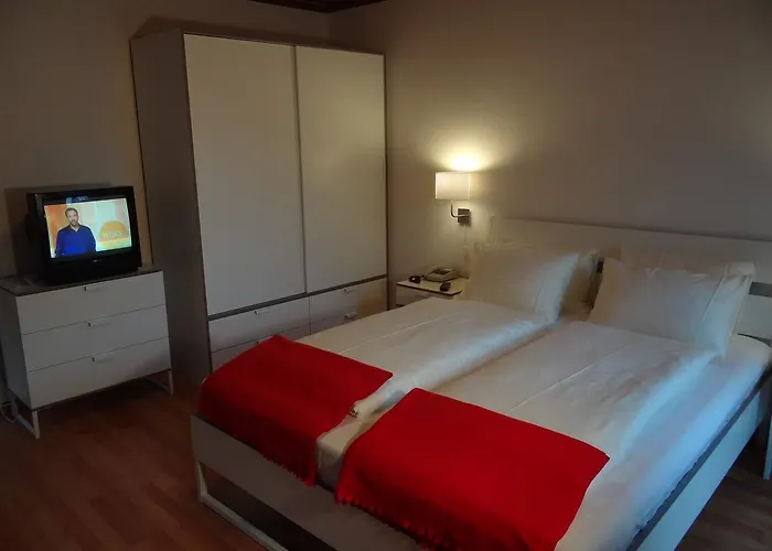 Evianquelle 3*